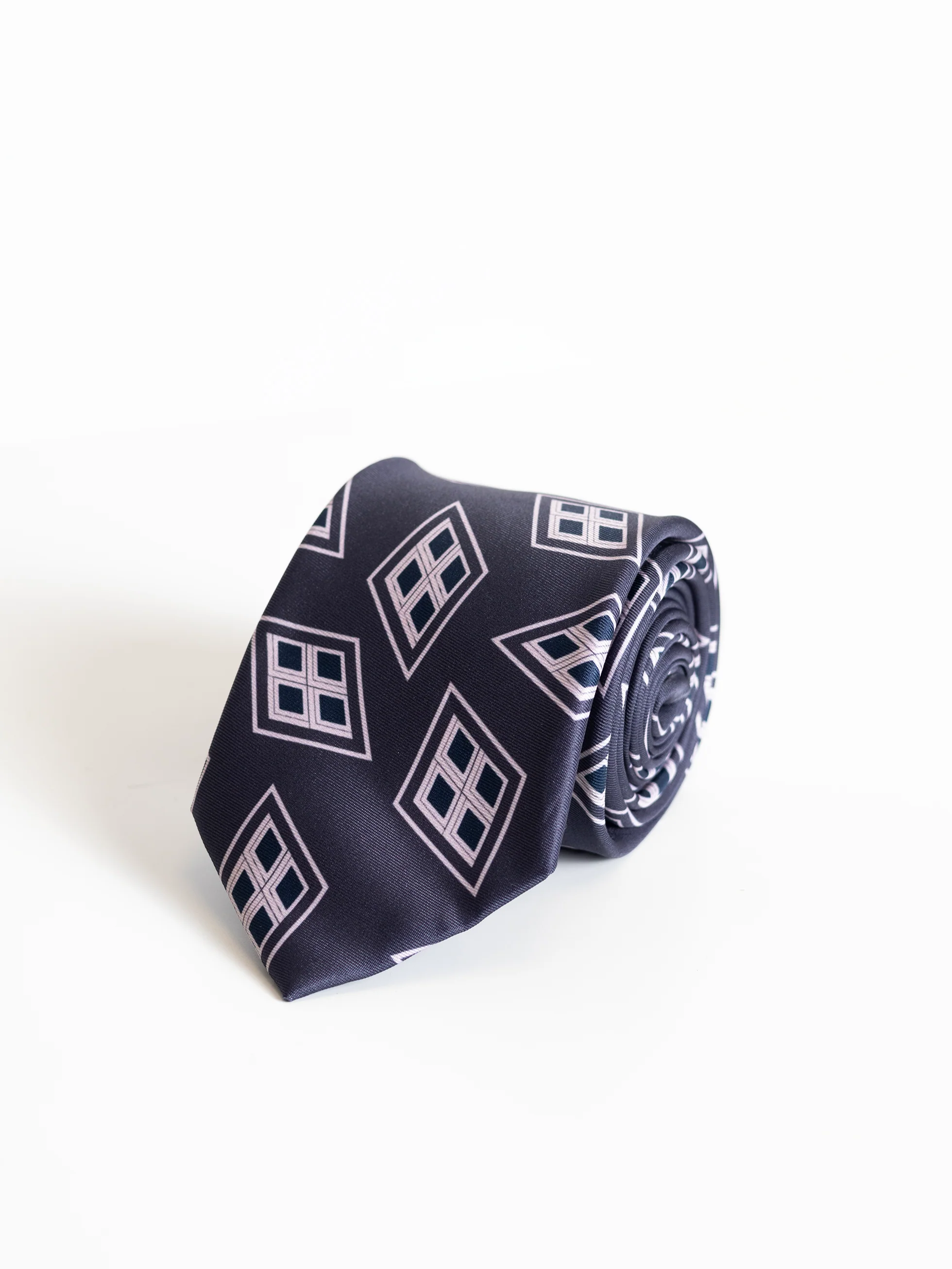 CORBATA MOTIVOS GEOMÉTRICOS MARINO