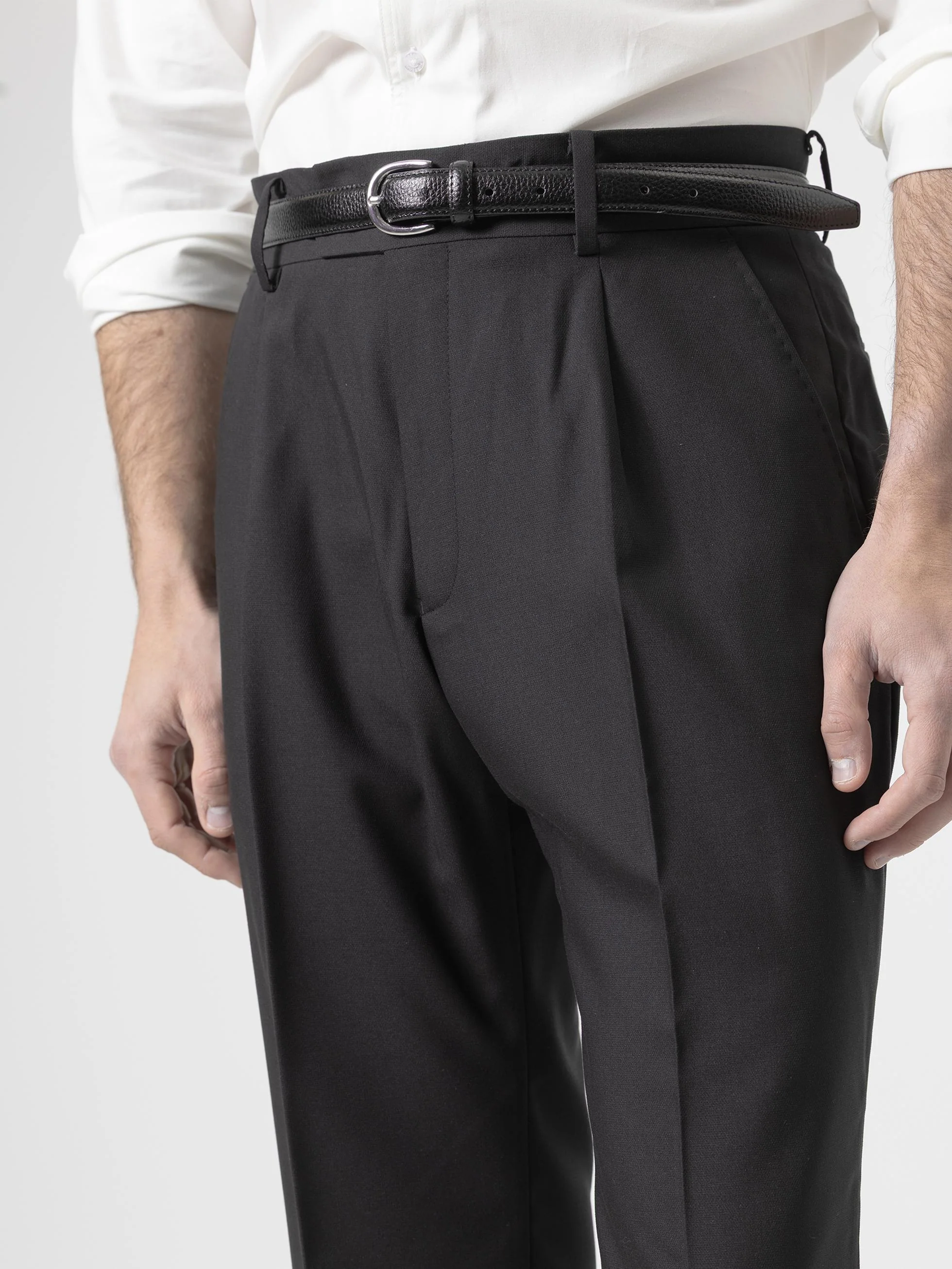 PANTALÓN WIDE FIT NEGRO