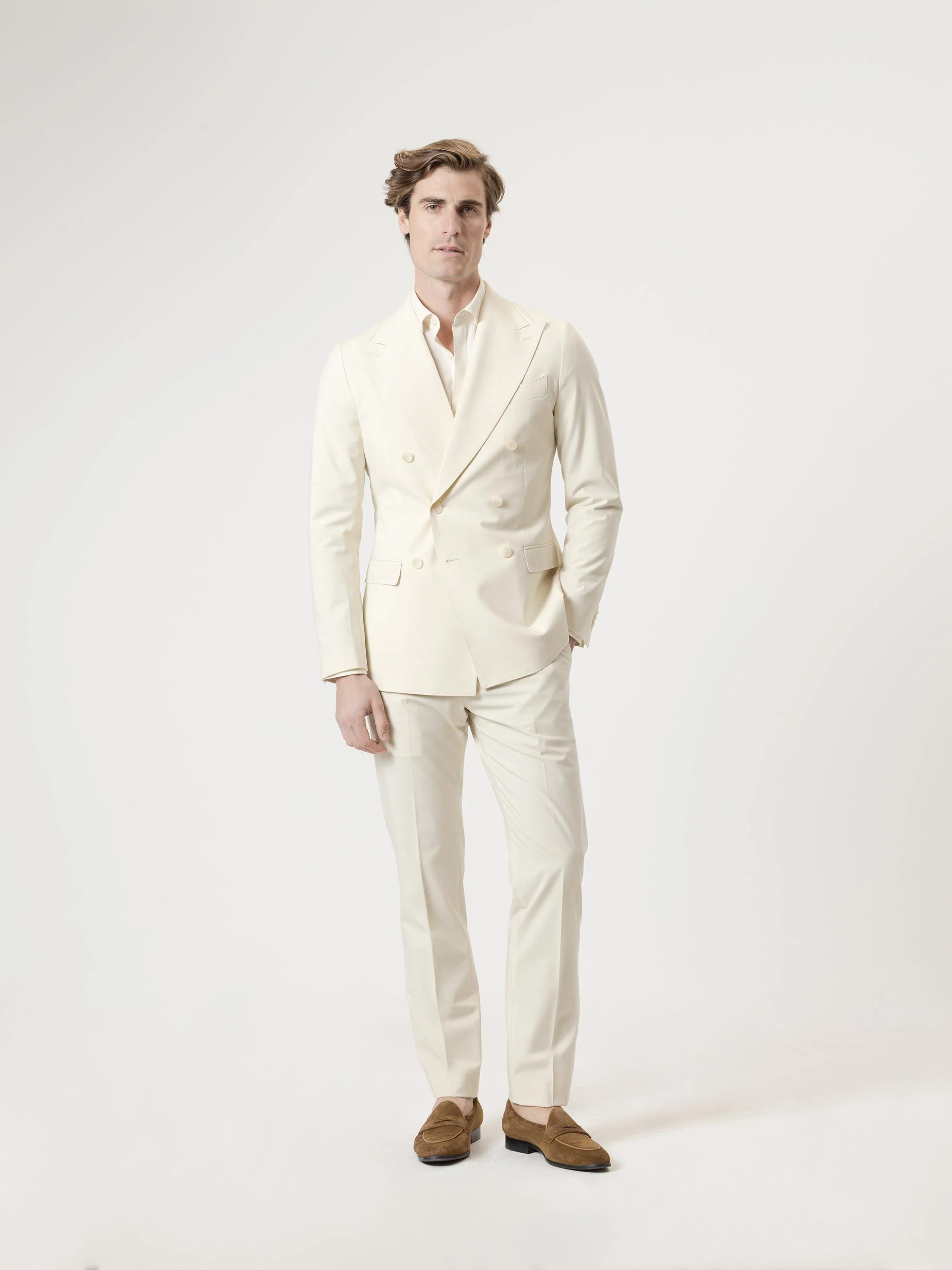 TRAJE CRUZADO CRUDO