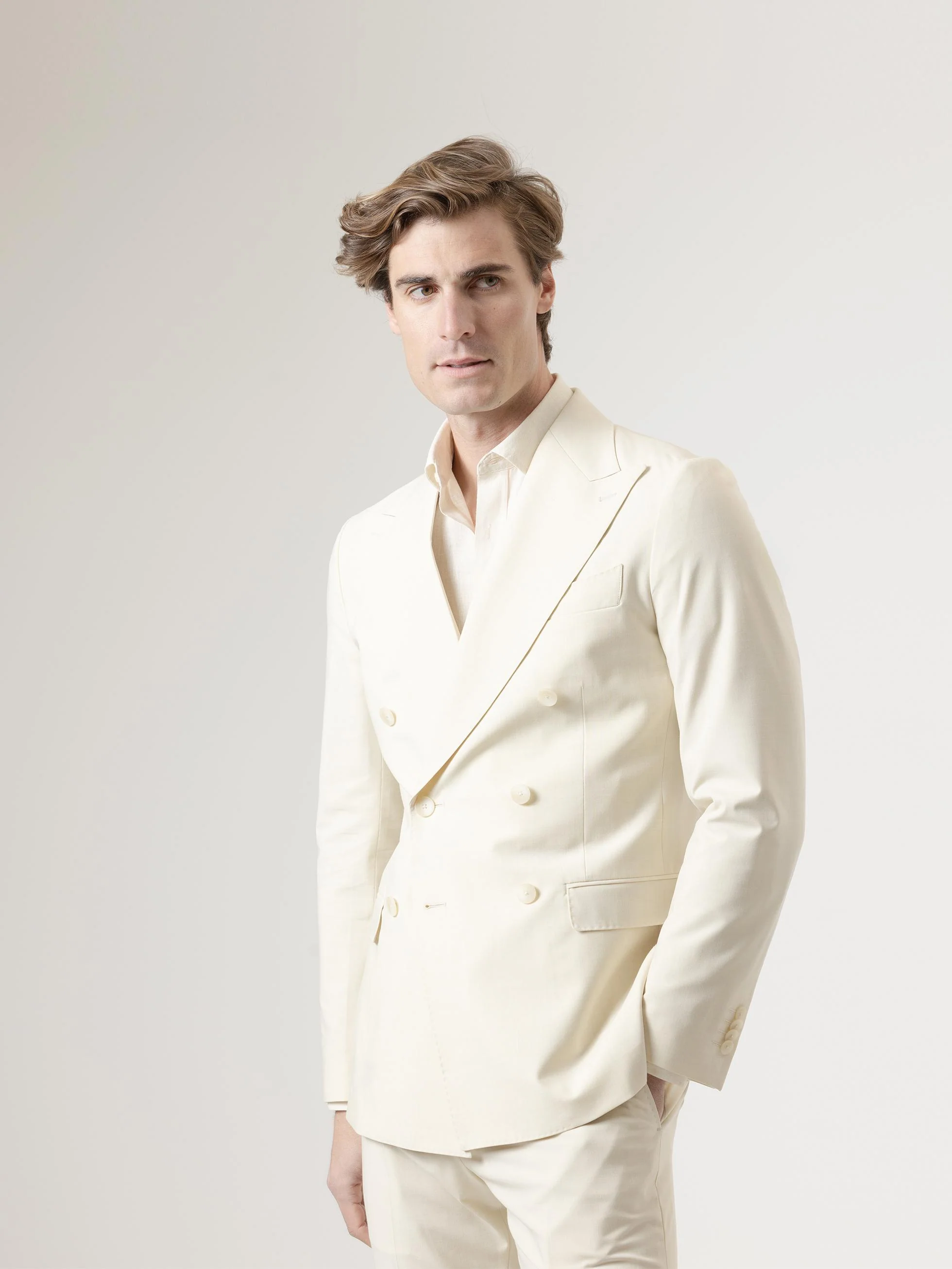 TRAJE CRUZADO CRUDO - Image 2