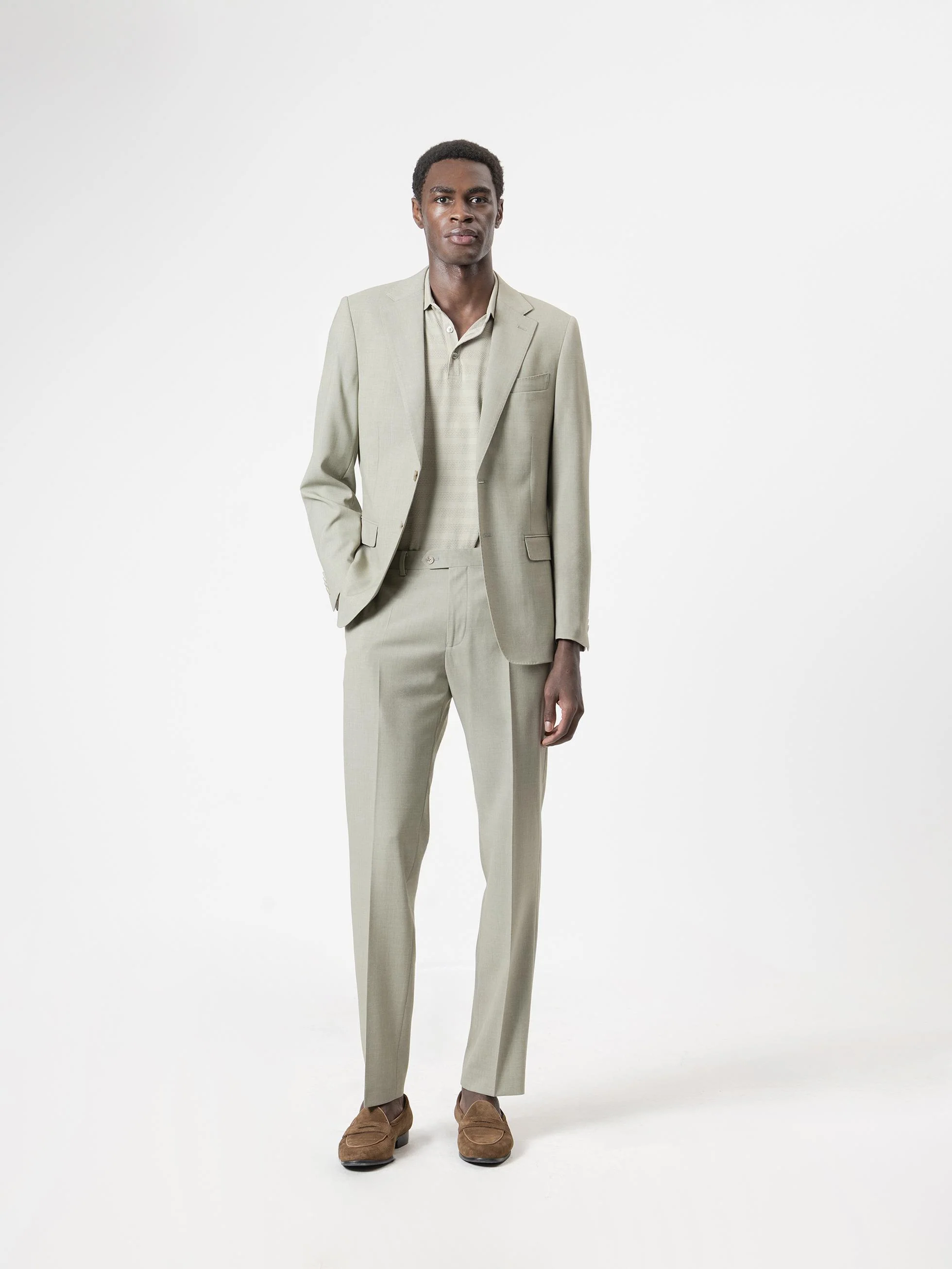 TRAJE LANA ALOE
