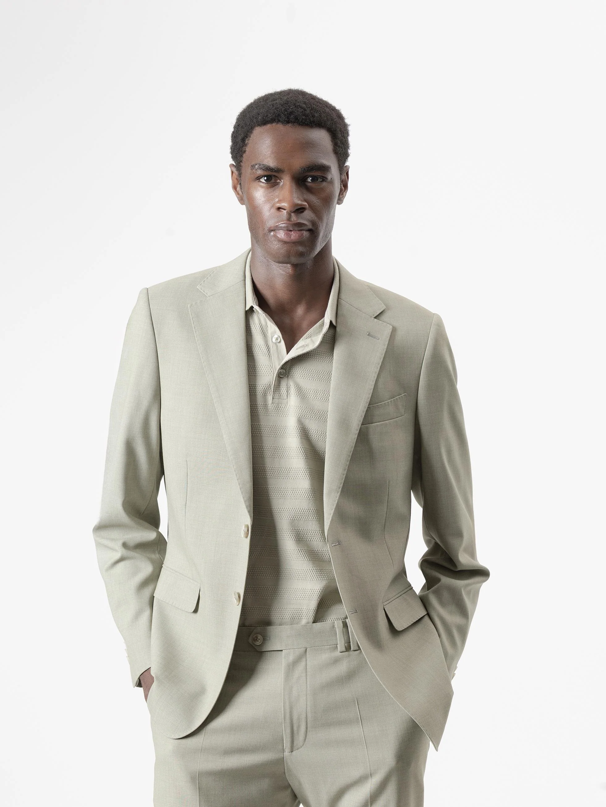 TRAJE LANA ALOE - Image 3