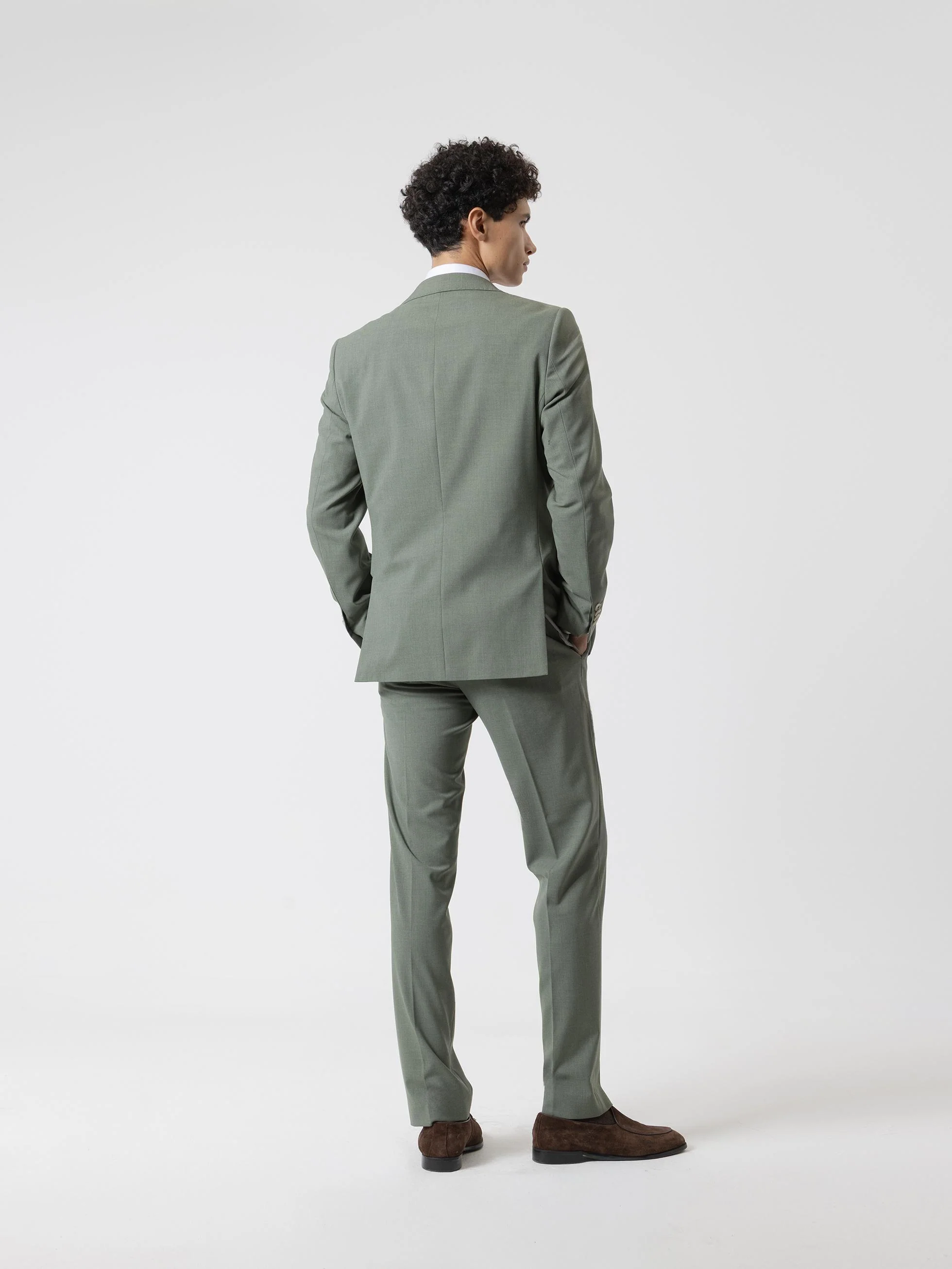 TRAJE LANA MUSGO - Image 4
