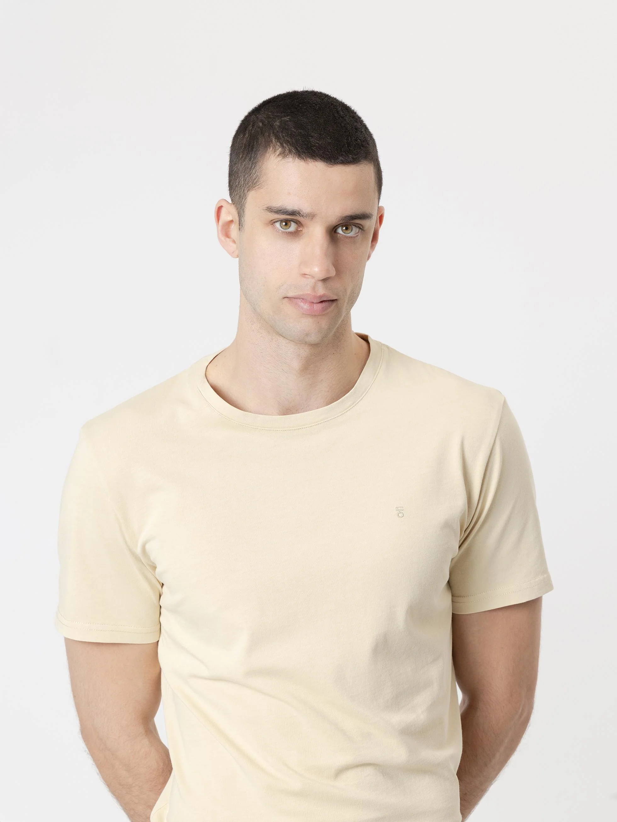 CAMISETA BÁSICA VAINILLA - Image 2