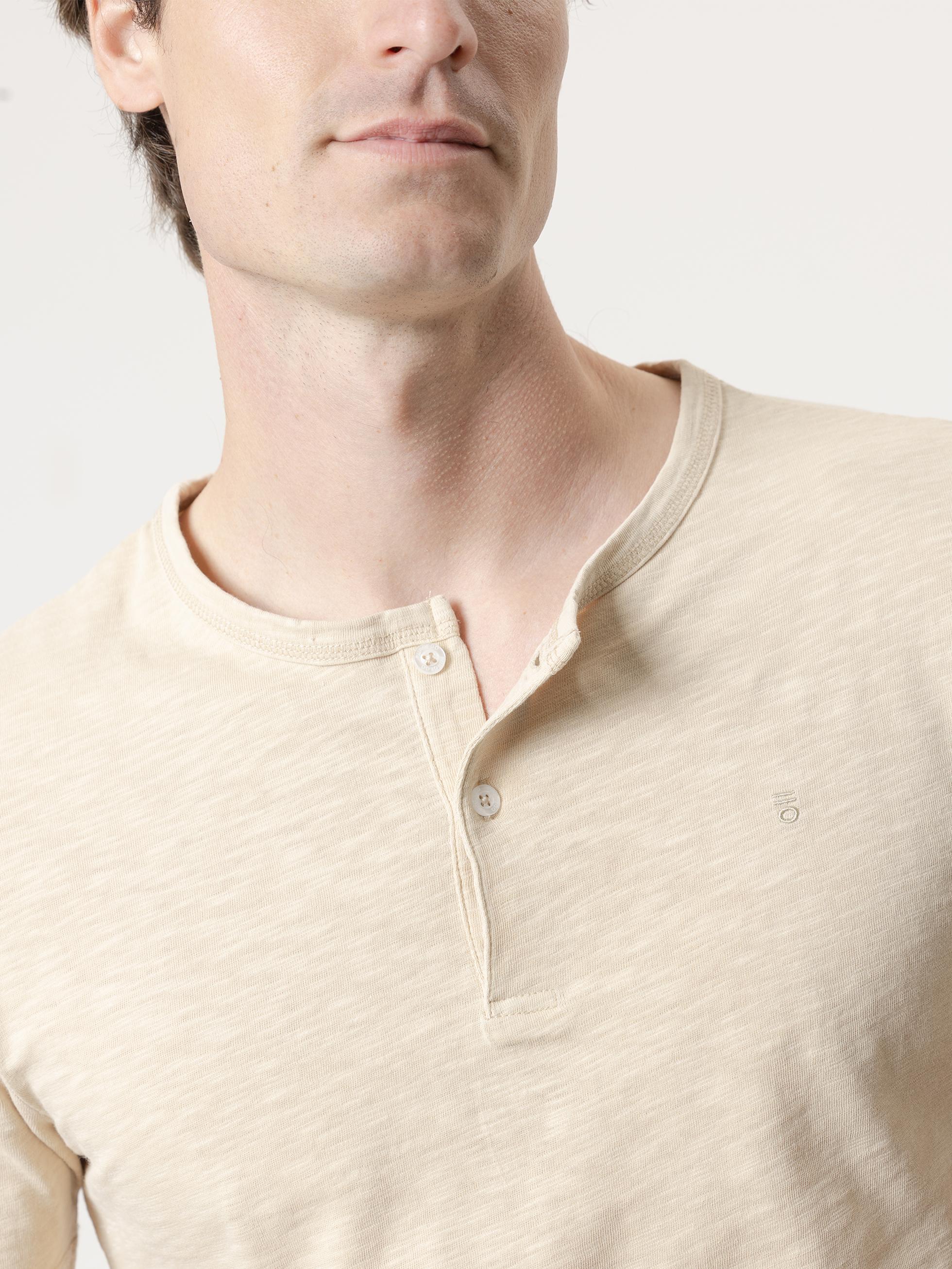CAMISETA CUELLO PANADERO BEIGE - Image 2