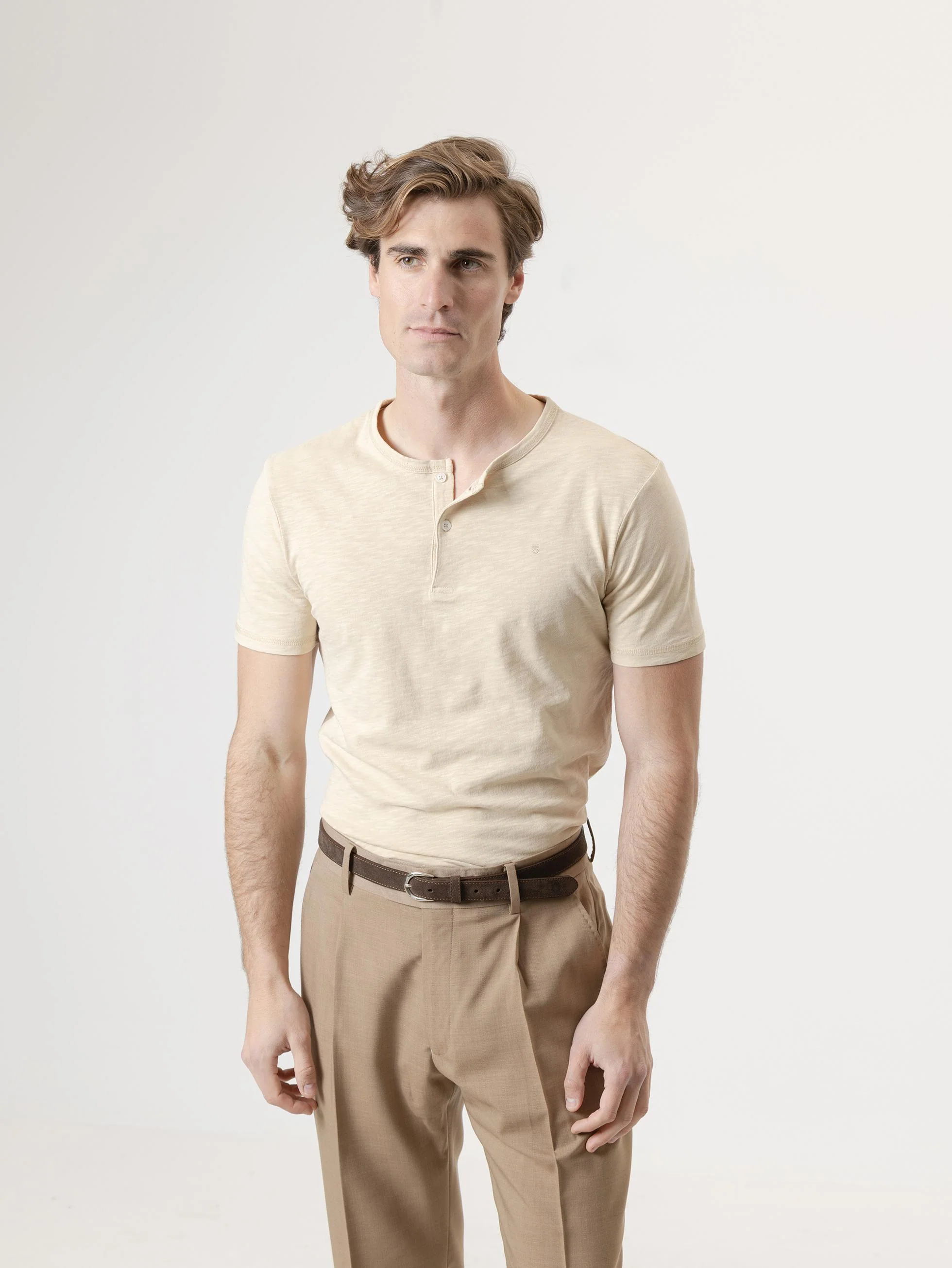 CAMISETA CUELLO PANADERO BEIGE - Image 4