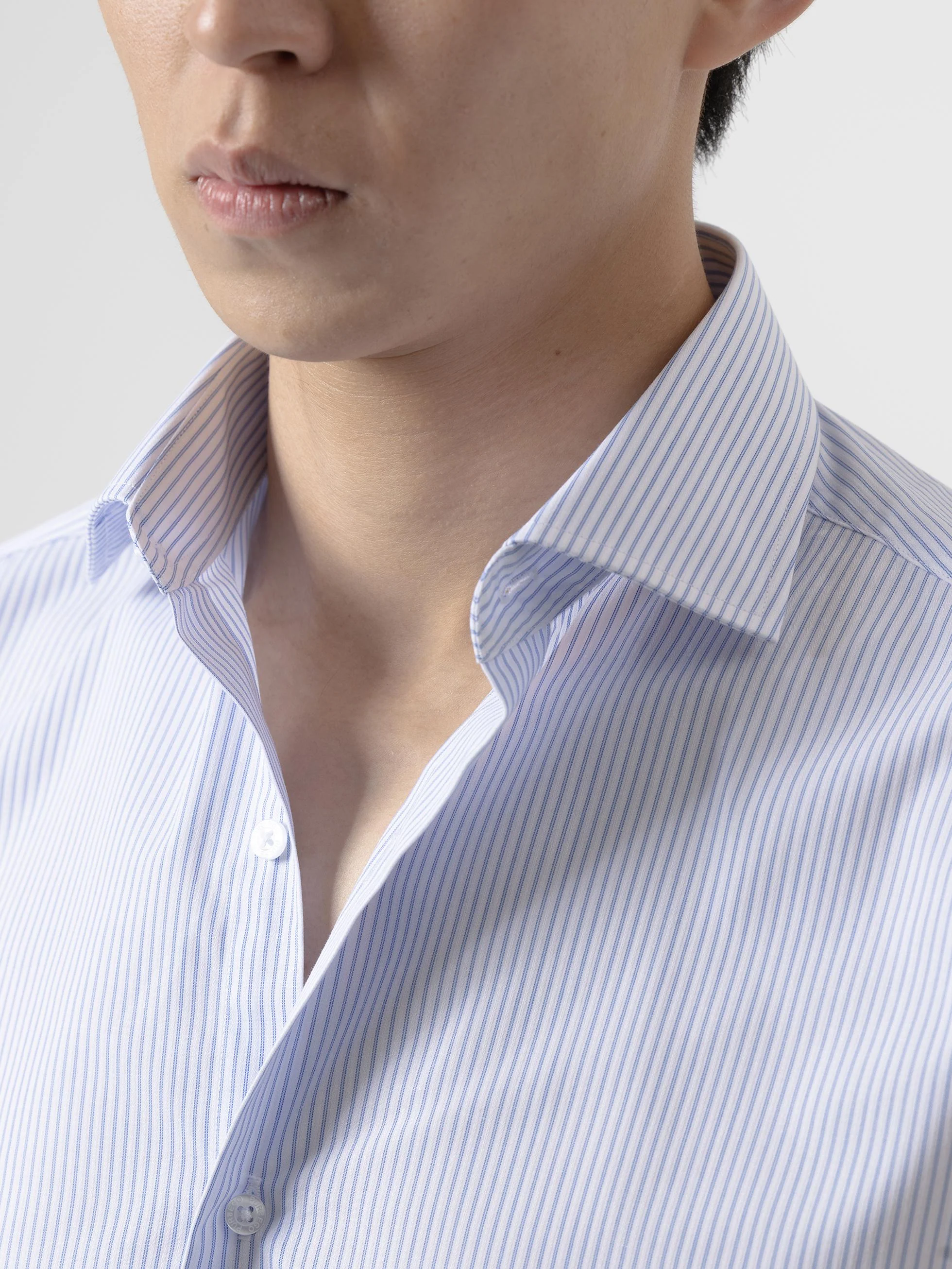 CAMISA VESTIR MIL RAYAS AZUL - Image 2