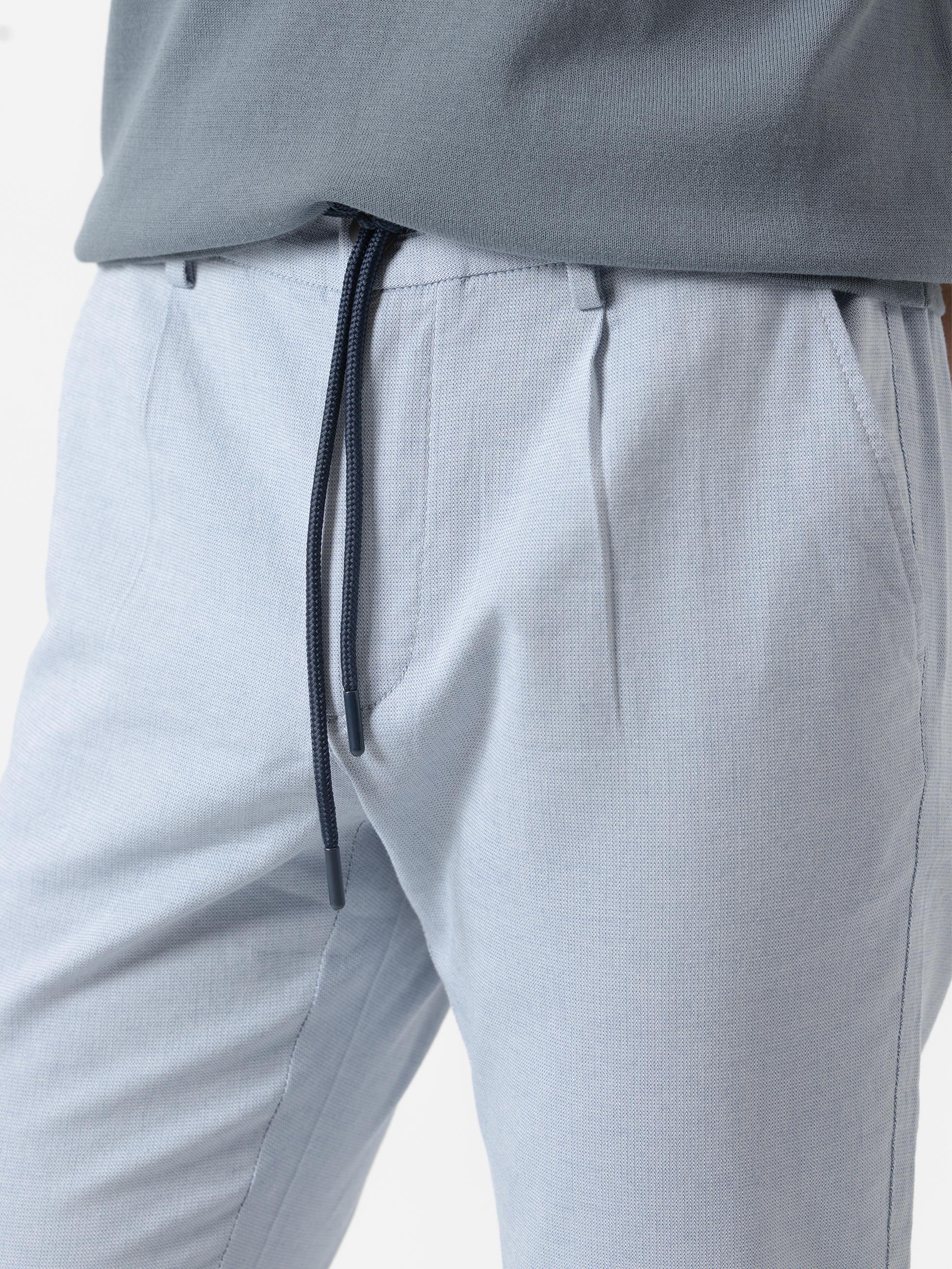 PANTALÓN DOBBY STRECHT AZUL CELESTE - Image 2