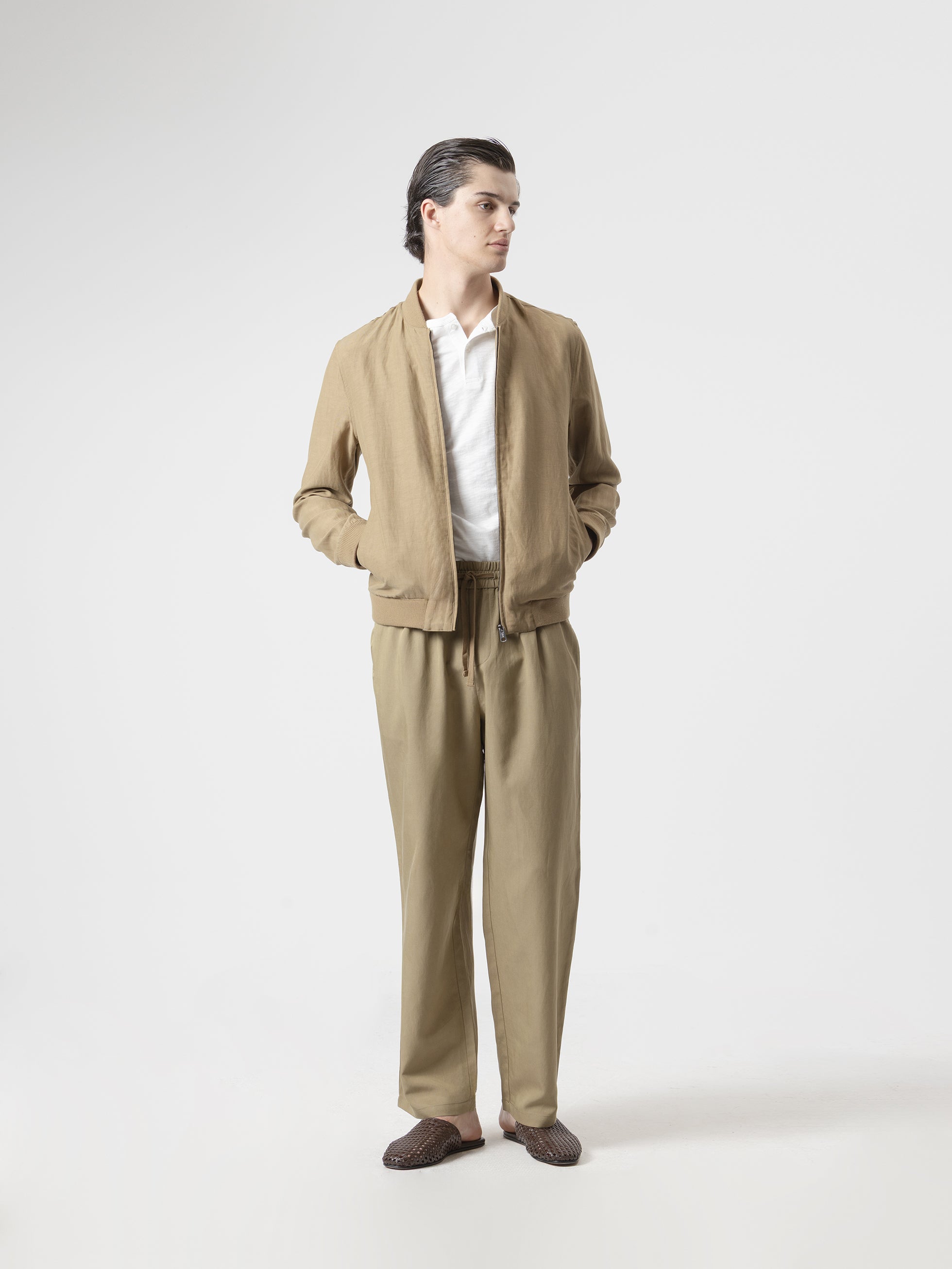 PANTALÓN WIDE FIT CINTURA ELASTICA CAMEL - Image 4