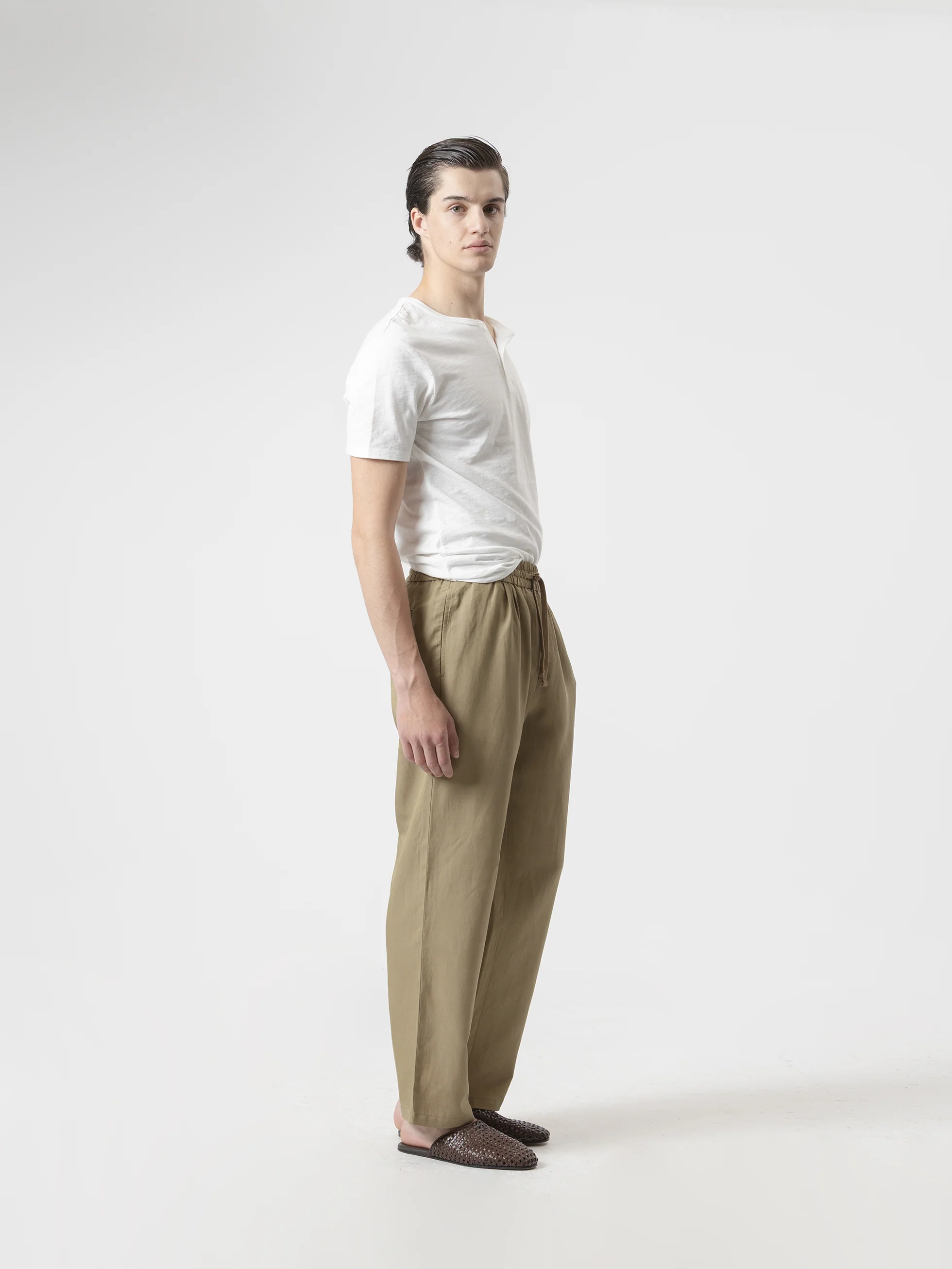 PANTALÓN WIDE FIT CINTURA ELASTICA CAMEL - Image 5