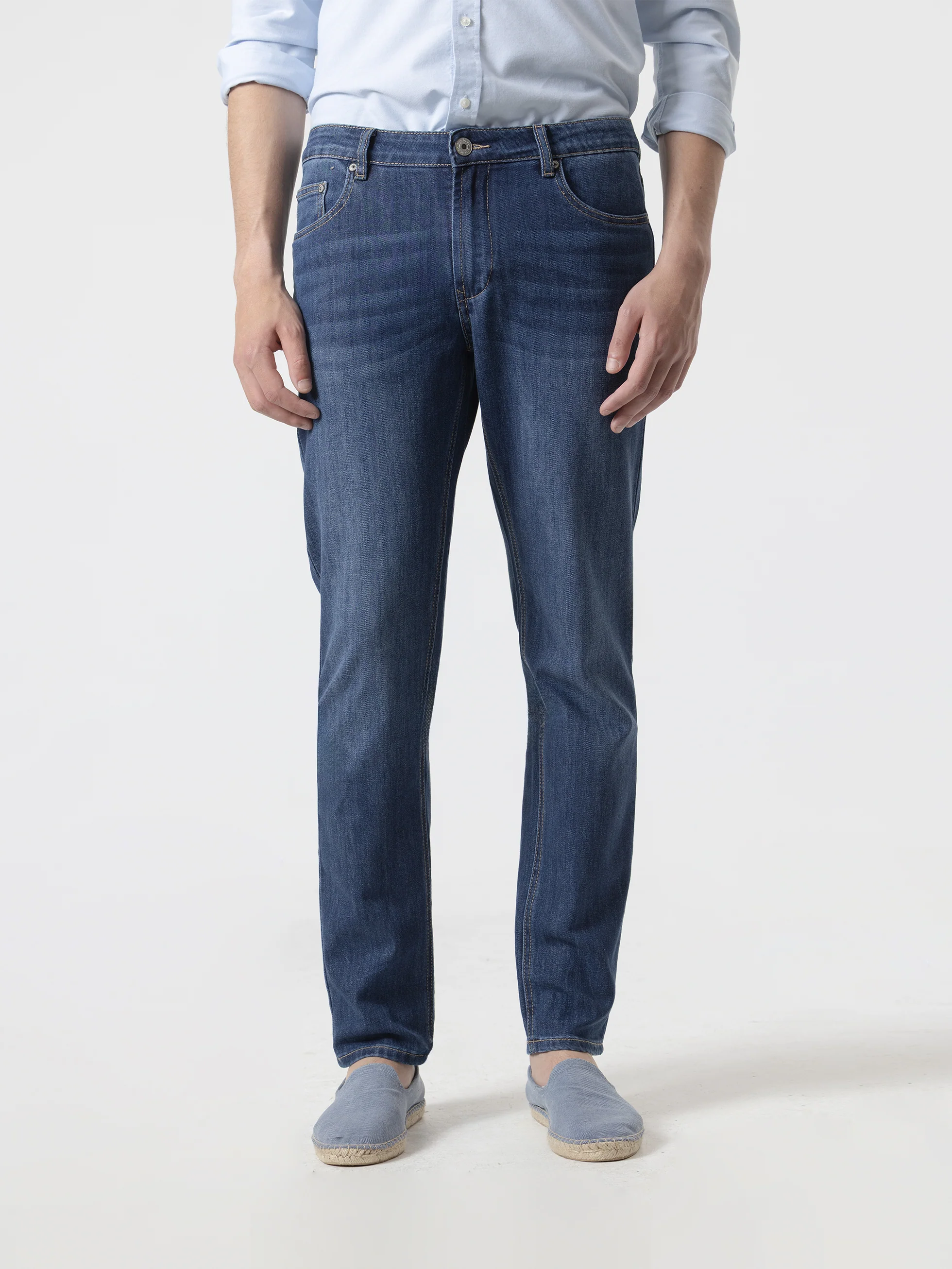 JEANS SLIM FIT AZUL