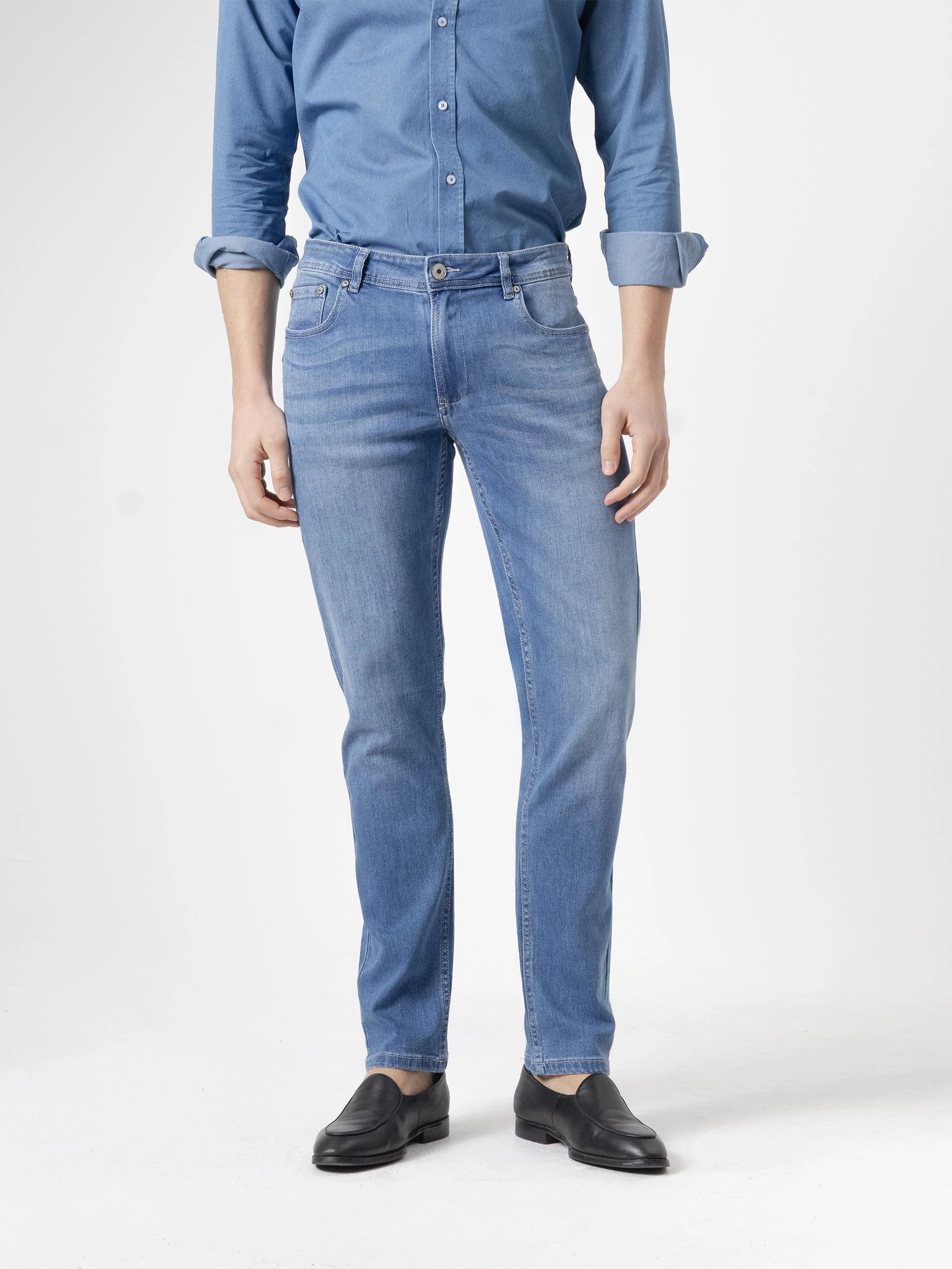 JEANS SLIM FIT LAVADOS