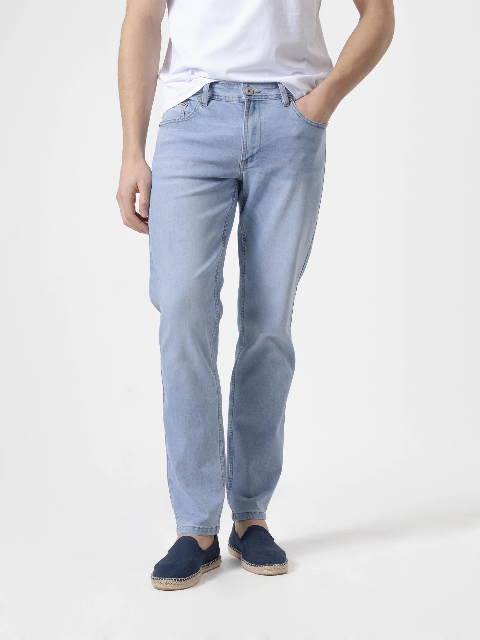 JEANS SLIM FIT AZUL CLARO - Image 3