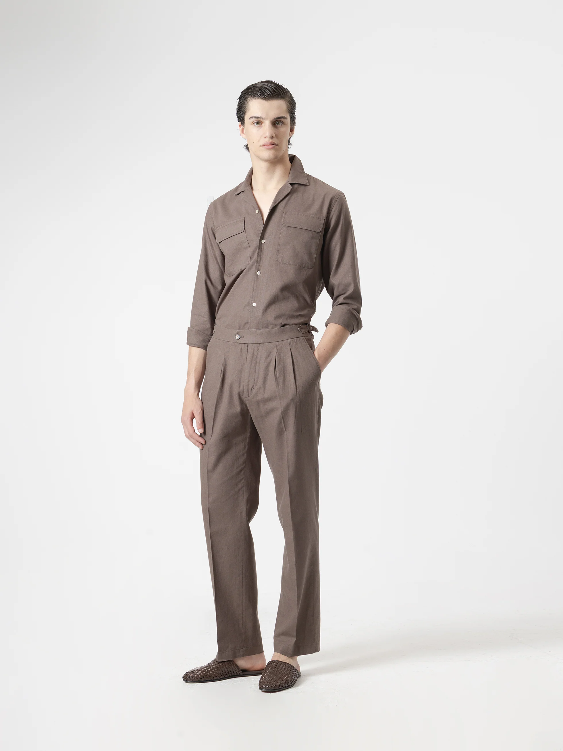 PANTALÓN SET LINO MARRÓN CHOCOLATE - Image 4