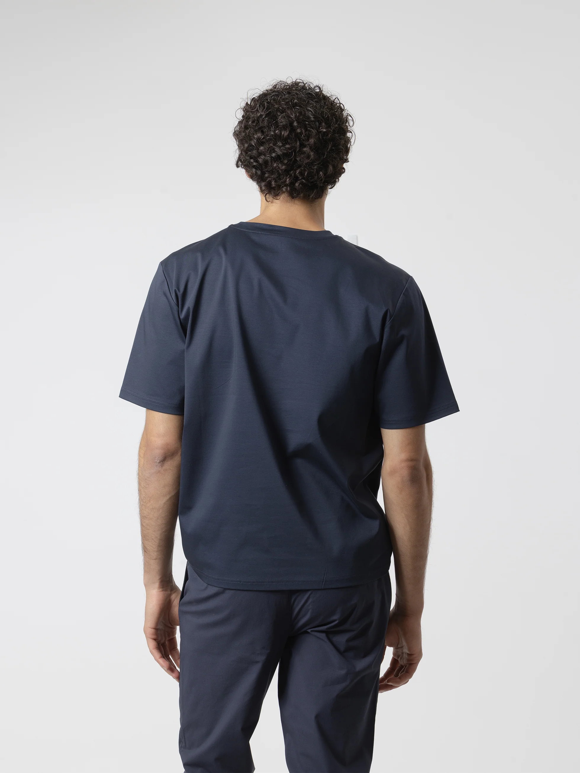 CAMISETA OVERSIZE INTERLOCK MARINO - Image 5