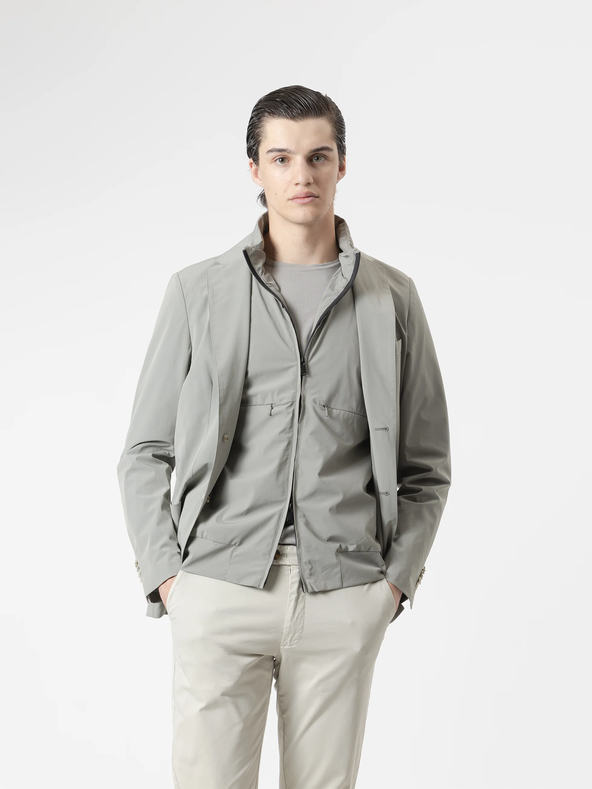 CHALECO TÉCNICO GRIS - Image 4